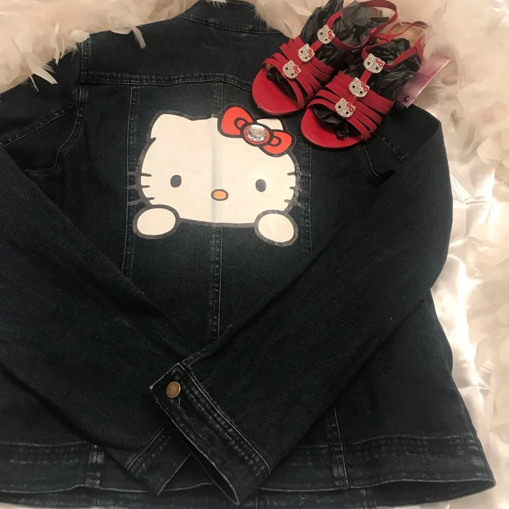 Adorable vintage y2k custom hello kitty jean jacket 🍒❤️ - Picture 1 of 13
